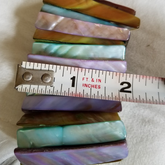 Mother of Pearl Bracelet - Picture 4 of 4
